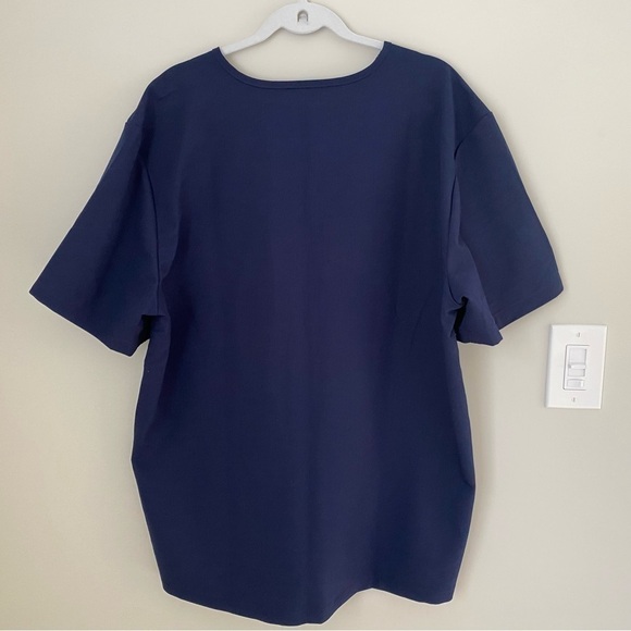 NWT FIGS Leon  Two Pocket Scrub Top XXL / 2XL - Picture 7 of 15